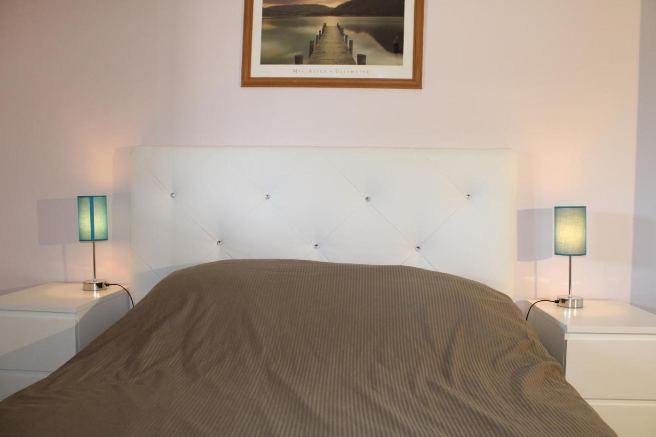 Le Chat Botte - Vankantiehuis In Languedoc-Roussillion Bed & Breakfast Routier Exterior photo